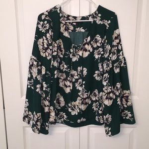 Sanctuary Green Floral Bell Sleeve Blouse, Size L